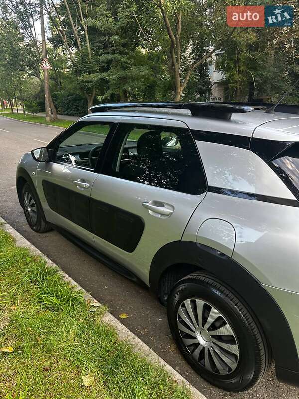 Позашляховик / Кросовер Citroen C4 Cactus 2015 в Києві фото 3 Позашляховик / Кросовер Citroen C4 Cactus 2015 в Києві