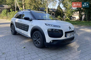 Внедорожник / Кроссовер Citroen C4 Cactus 2014 в 