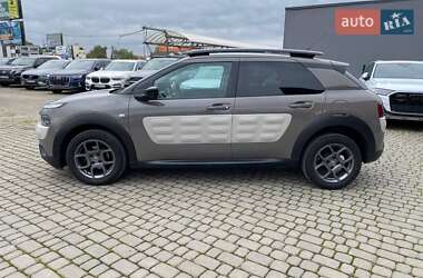 Внедорожник / Кроссовер Citroen C4 Cactus 2015 в 