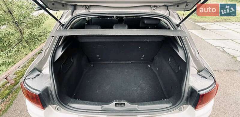 Внедорожник / Кроссовер Citroen C4 Cactus 2015 в Киеве фото 14 Внедорожник / Кроссовер Citroen C4 Cactus 2015 в Киеве