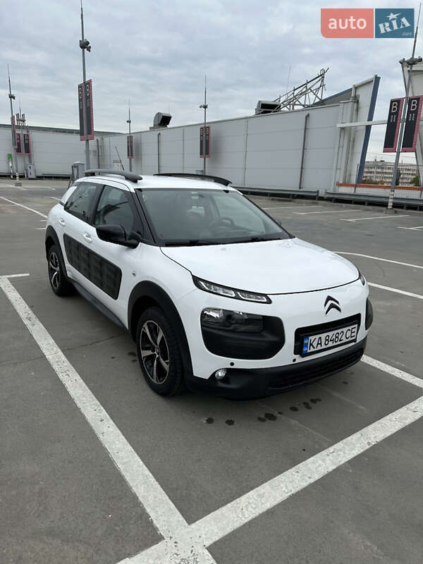 Внедорожник / Кроссовер Citroen C4 Cactus 2017 в Киеве