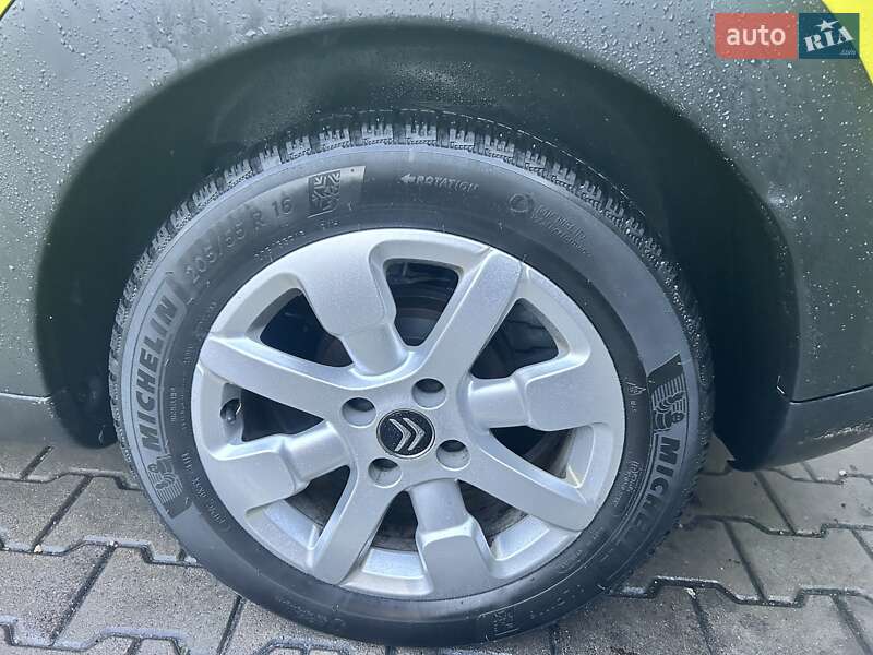 Позашляховик / Кросовер Citroen C4 Cactus 2018 в Києві фото 12 Позашляховик / Кросовер Citroen C4 Cactus 2018 в Києві