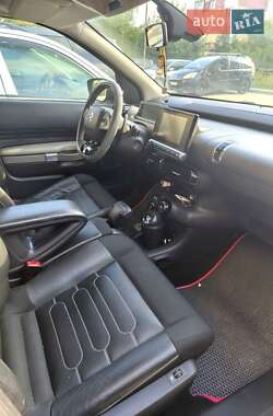 Внедорожник / Кроссовер Citroen C4 Cactus 2014 в 