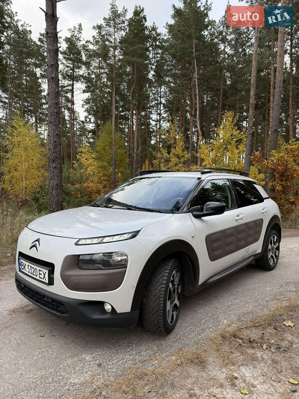Позашляховик / Кросовер Citroen C4 Cactus 2014 в Києві фото 5 Позашляховик / Кросовер Citroen C4 Cactus 2014 в Києві