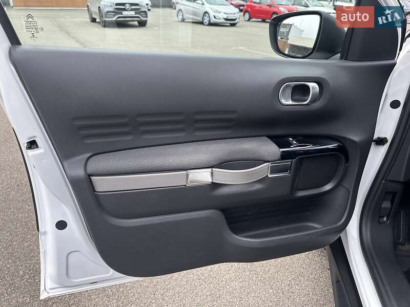 Позашляховик / Кросовер Citroen C4 Cactus 2018 в Києві фото 16 Позашляховик / Кросовер Citroen C4 Cactus 2018 в Києві