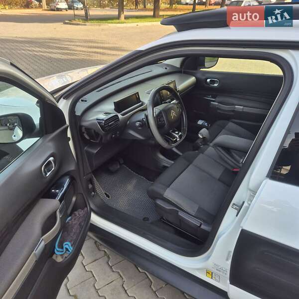 Позашляховик / Кросовер Citroen C4 Cactus 2016 в Чернівцях фото 18 Позашляховик / Кросовер Citroen C4 Cactus 2016 в Чернівцях