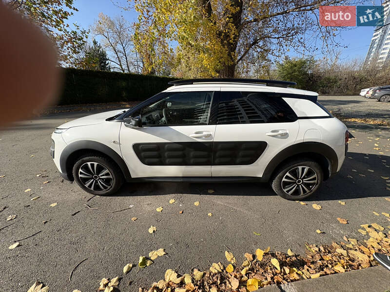Внедорожник / Кроссовер Citroen C4 Cactus 2015 в Киеве фото 13 Внедорожник / Кроссовер Citroen C4 Cactus 2015 в Киеве