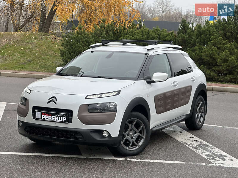 Позашляховик / Кросовер Citroen C4 Cactus 2017 в Києві