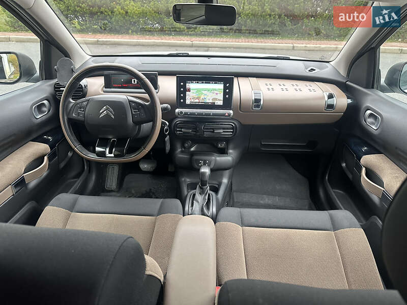 Позашляховик / Кросовер Citroen C4 Cactus 2017 в Києві