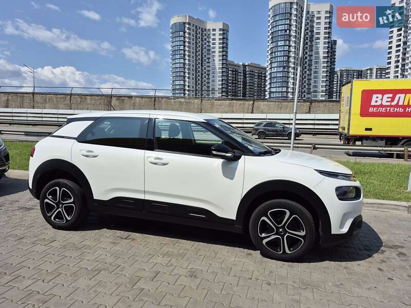 Позашляховик / Кросовер Citroen C4 Cactus 2020 в Києві