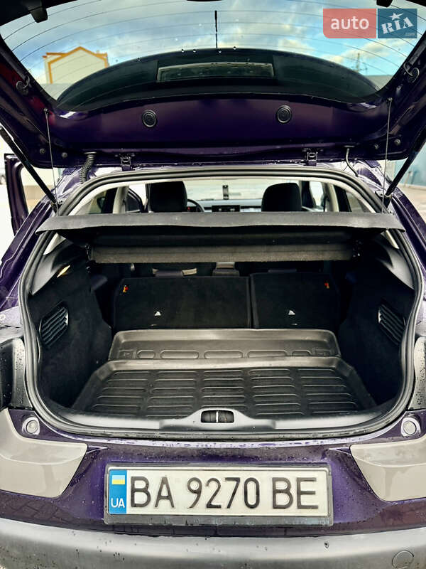 Внедорожник / Кроссовер Citroen C4 Cactus 2016 в Киеве