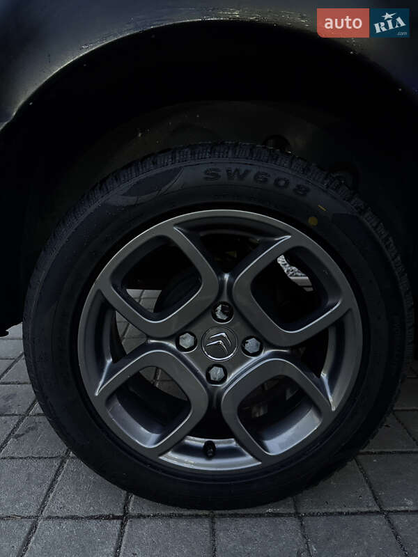 Позашляховик / Кросовер Citroen C4 Cactus 2014 в Львові