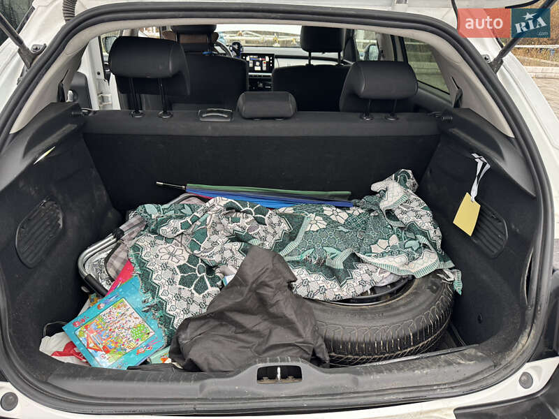 Позашляховик / Кросовер Citroen C4 Cactus 2016 в Дніпрі фото 2 Позашляховик / Кросовер Citroen C4 Cactus 2016 в Дніпрі