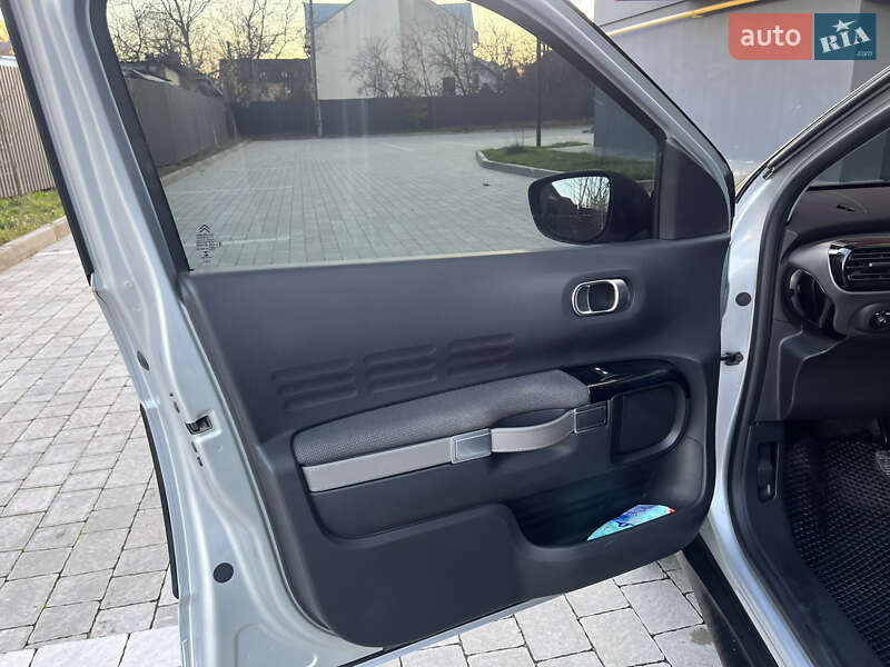 Внедорожник / Кроссовер Citroen C4 Cactus 2015 в Ивано-Франковске