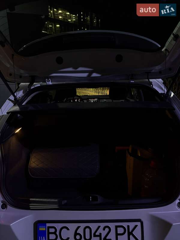 Позашляховик / Кросовер Citroen C4 Cactus 2019 в Львові