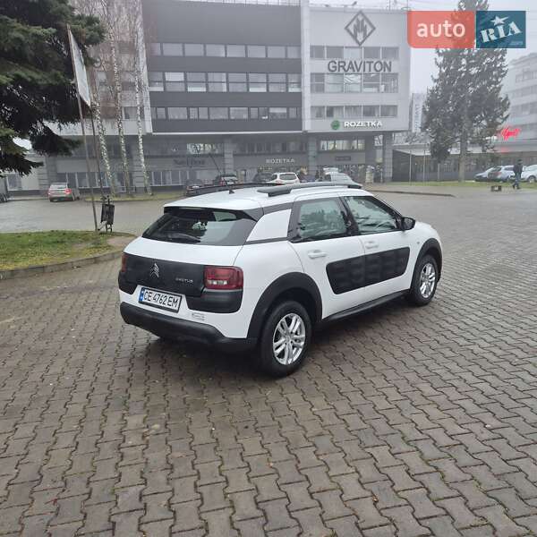 Внедорожник / Кроссовер Citroen C4 Cactus 2016 в Черновцах