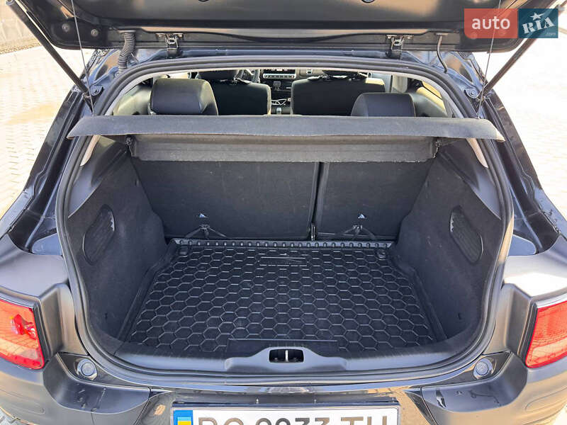 Внедорожник / Кроссовер Citroen C4 Cactus 2015 в Радехове