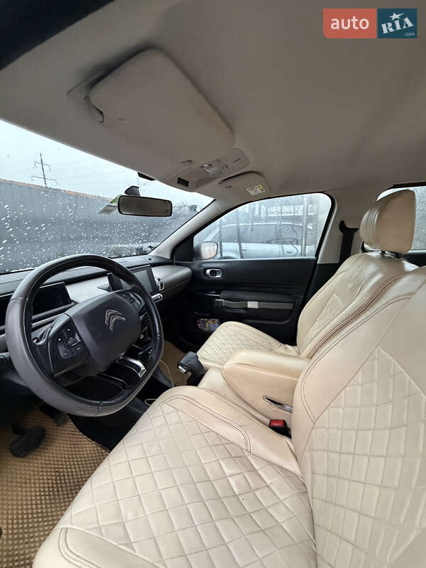 Внедорожник / Кроссовер Citroen C4 Cactus 2015 в Львове