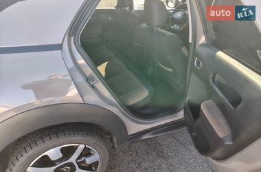Позашляховик / Кросовер Citroen C4 Cactus 2015 в Києві