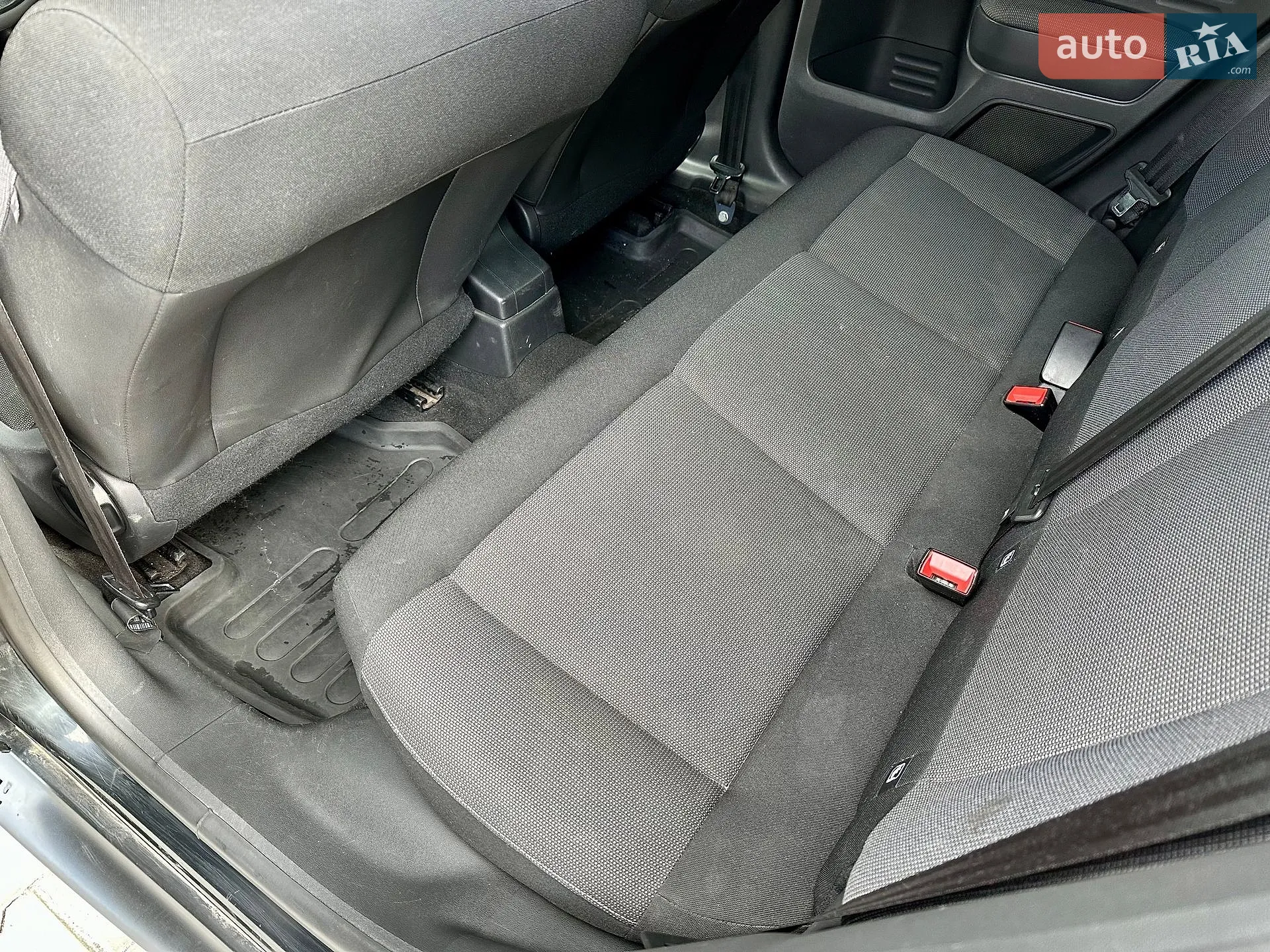 2015 Citroen C4 Cactus - мініатюра 36