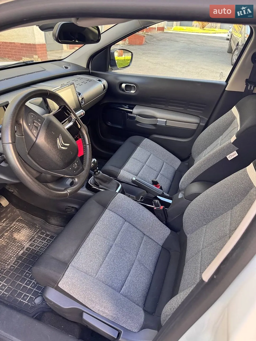 2019 Citroen C4 Cactus - мініатюра 8