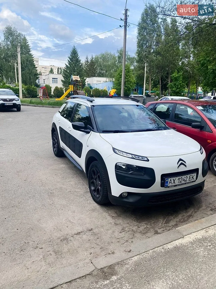 2016 Citroen C4 Cactus - мініатюра 20