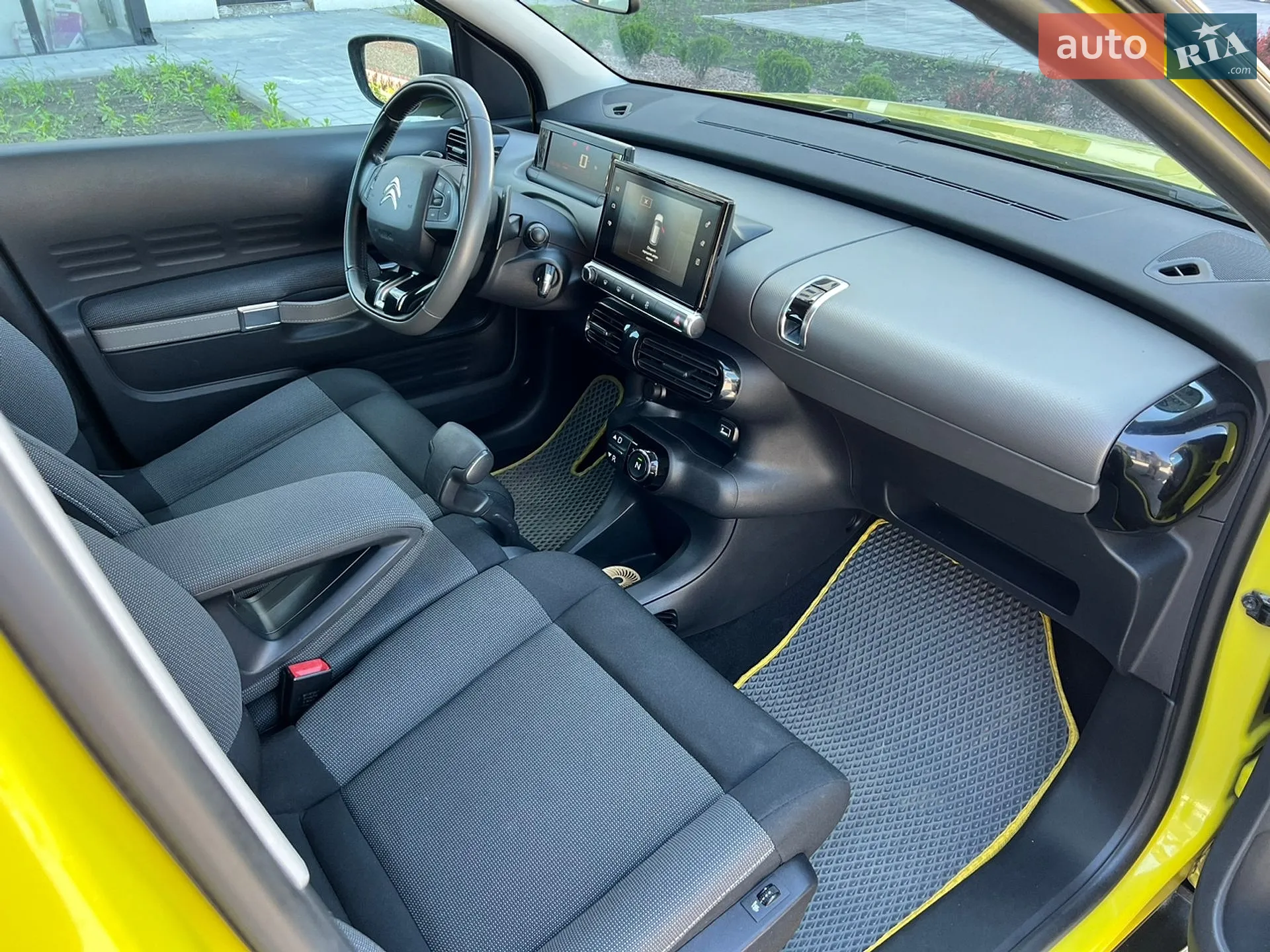 2017 Citroen C4 Cactus - мініатюра 14