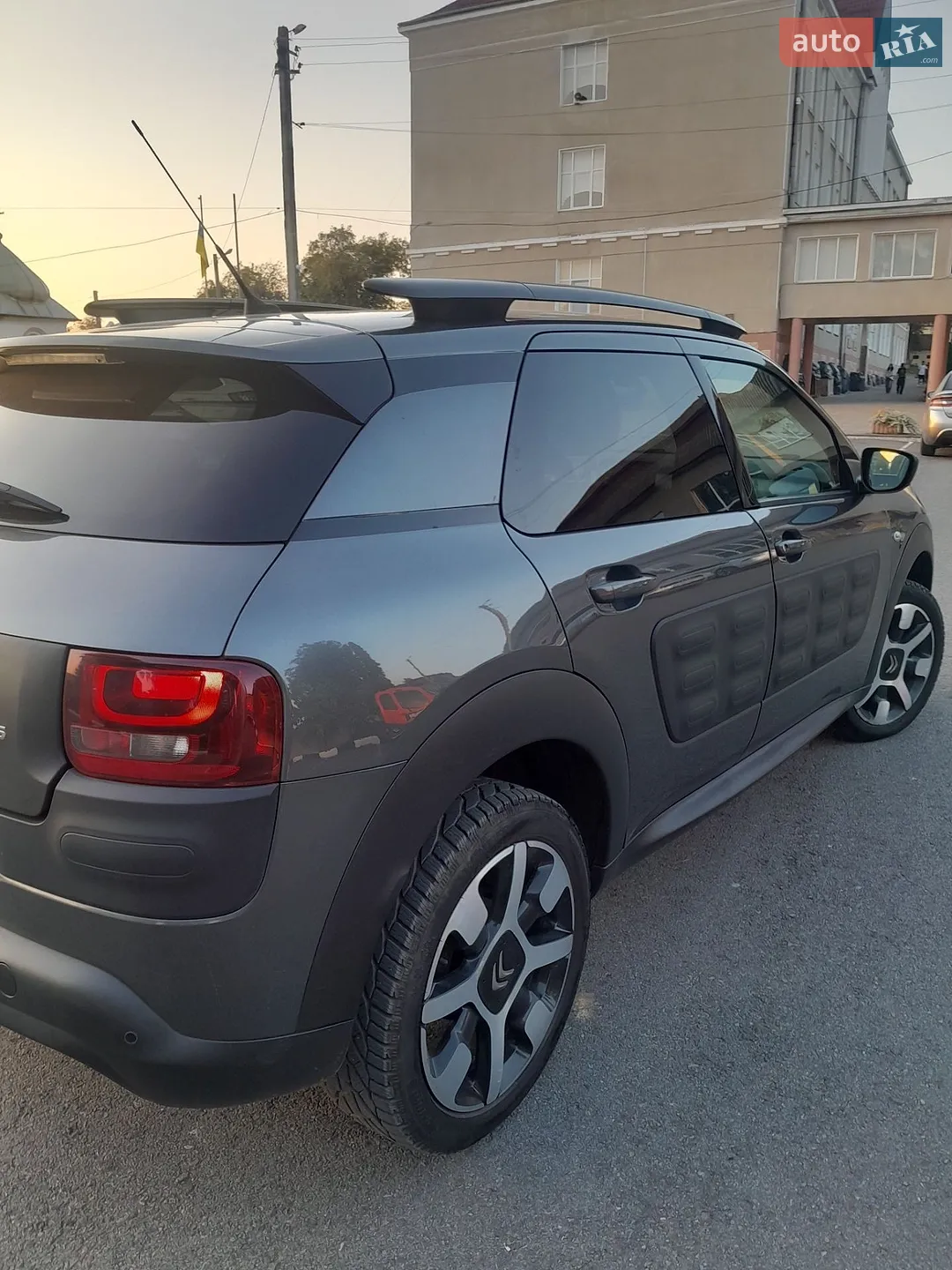 2016 Citroen C4 Cactus - мініатюра 21