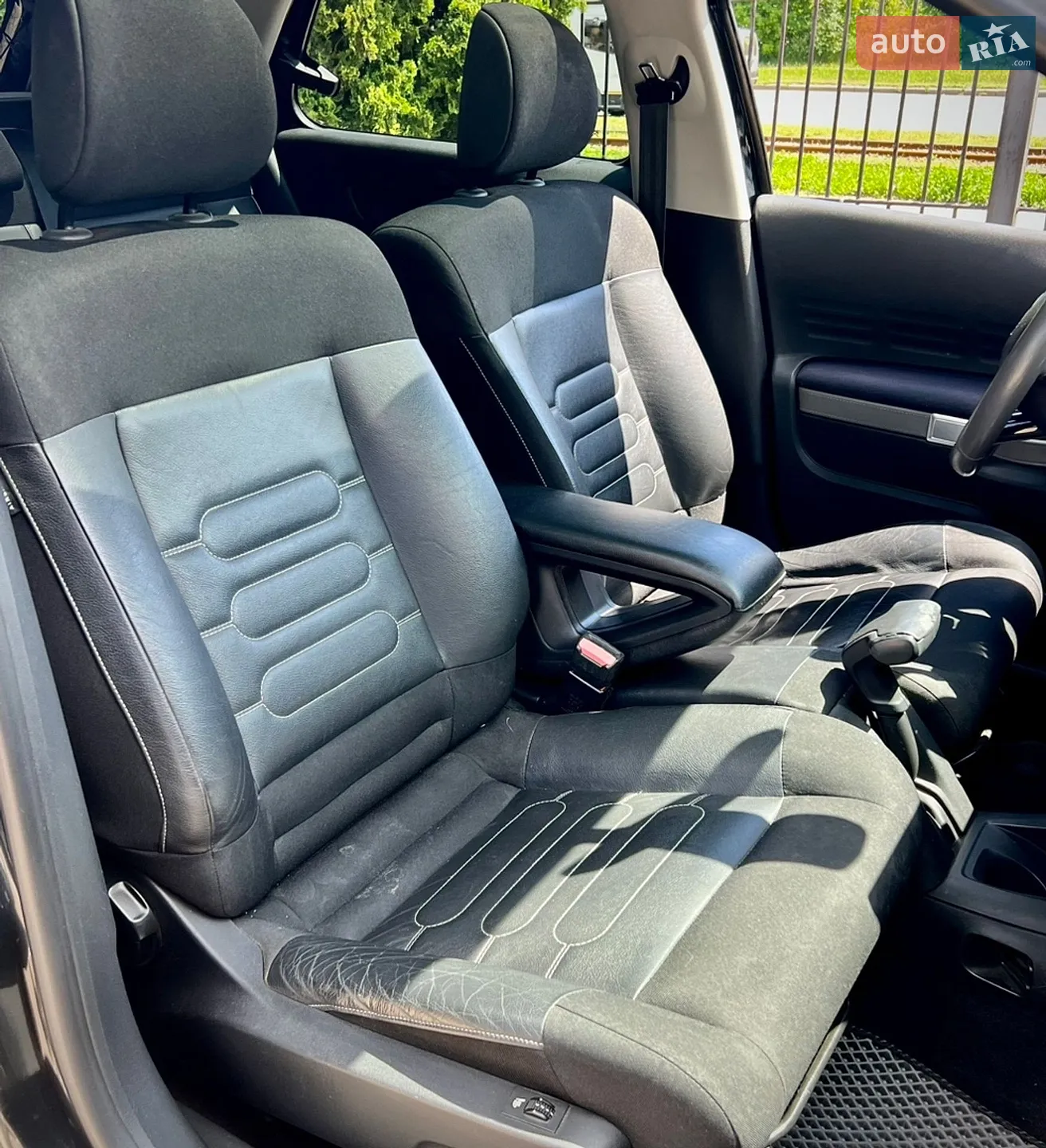 2015 Citroen C4 Cactus - мініатюра 11