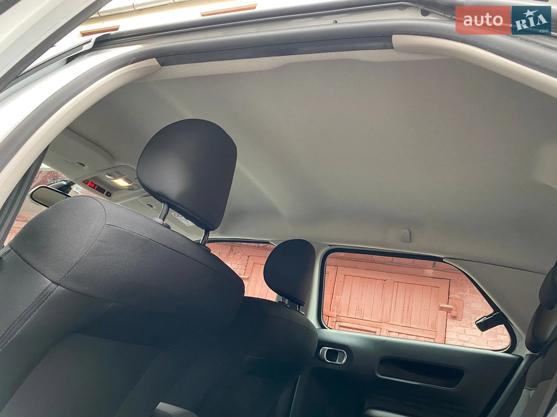 2019 Citroen C4 Cactus - мініатюра 30