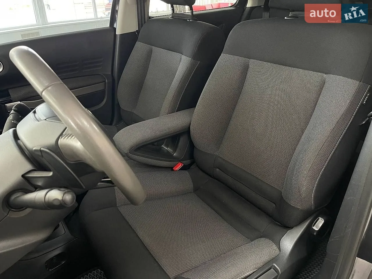 2015 Citroen C4 Cactus - мініатюра 18