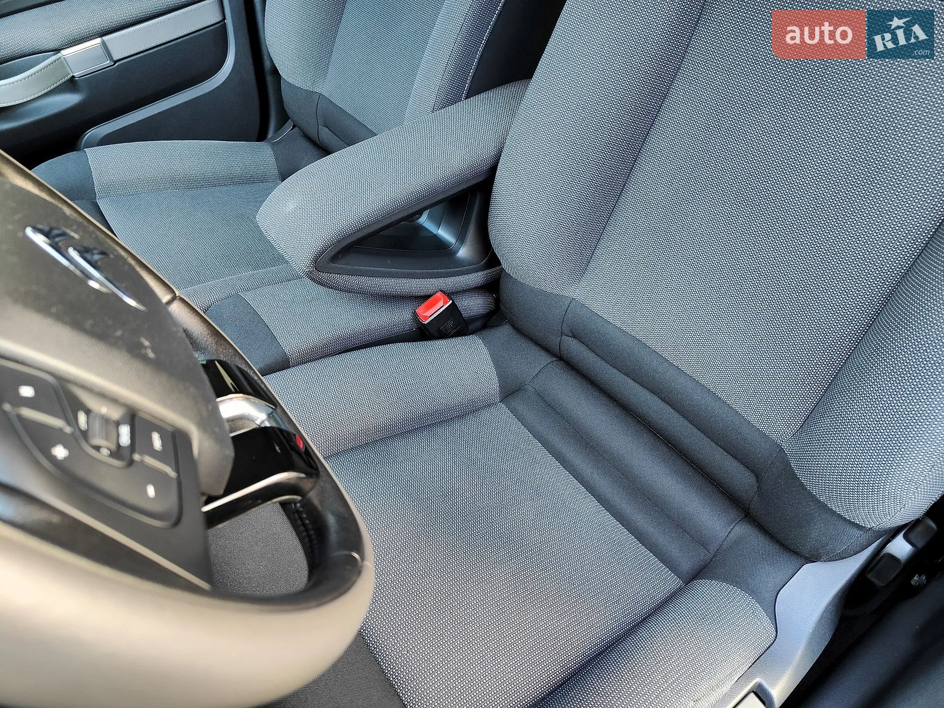 2015 Citroen C4 Cactus - мініатюра 44