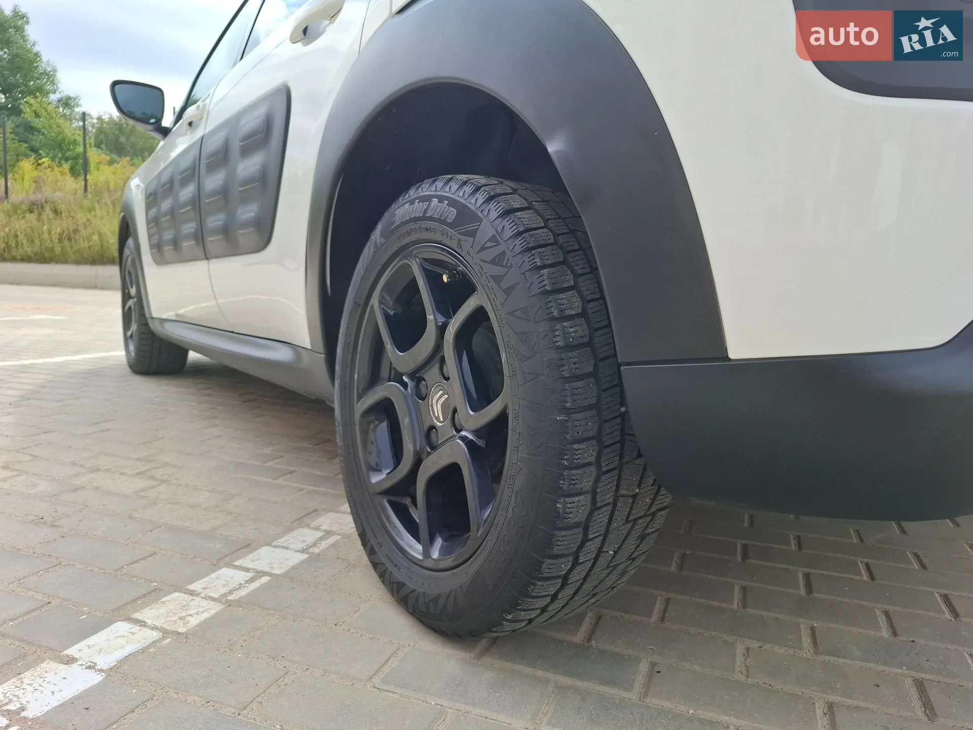2017 Citroen C4 Cactus - мініатюра 8