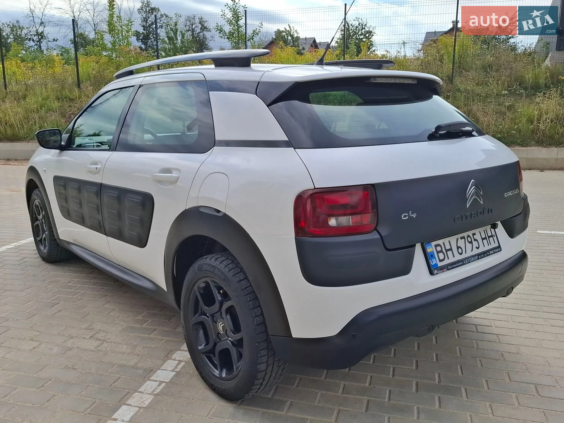 2017 Citroen C4 Cactus - мініатюра 13