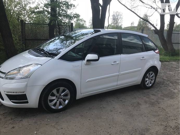Citroen C4 Picasso 2013 года