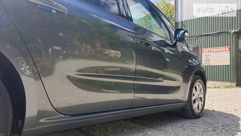Універсал Citroen C4 Picasso 2013 в Івано-Франківську