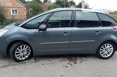 Минивэн Citroen C4 Picasso 2009 в Луцке