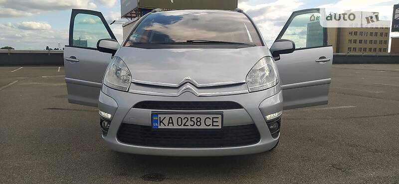 Універсал Citroen C4 Picasso 2011 в Києві