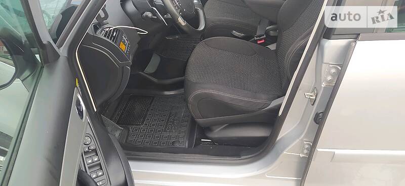 Універсал Citroen C4 Picasso 2011 в Києві