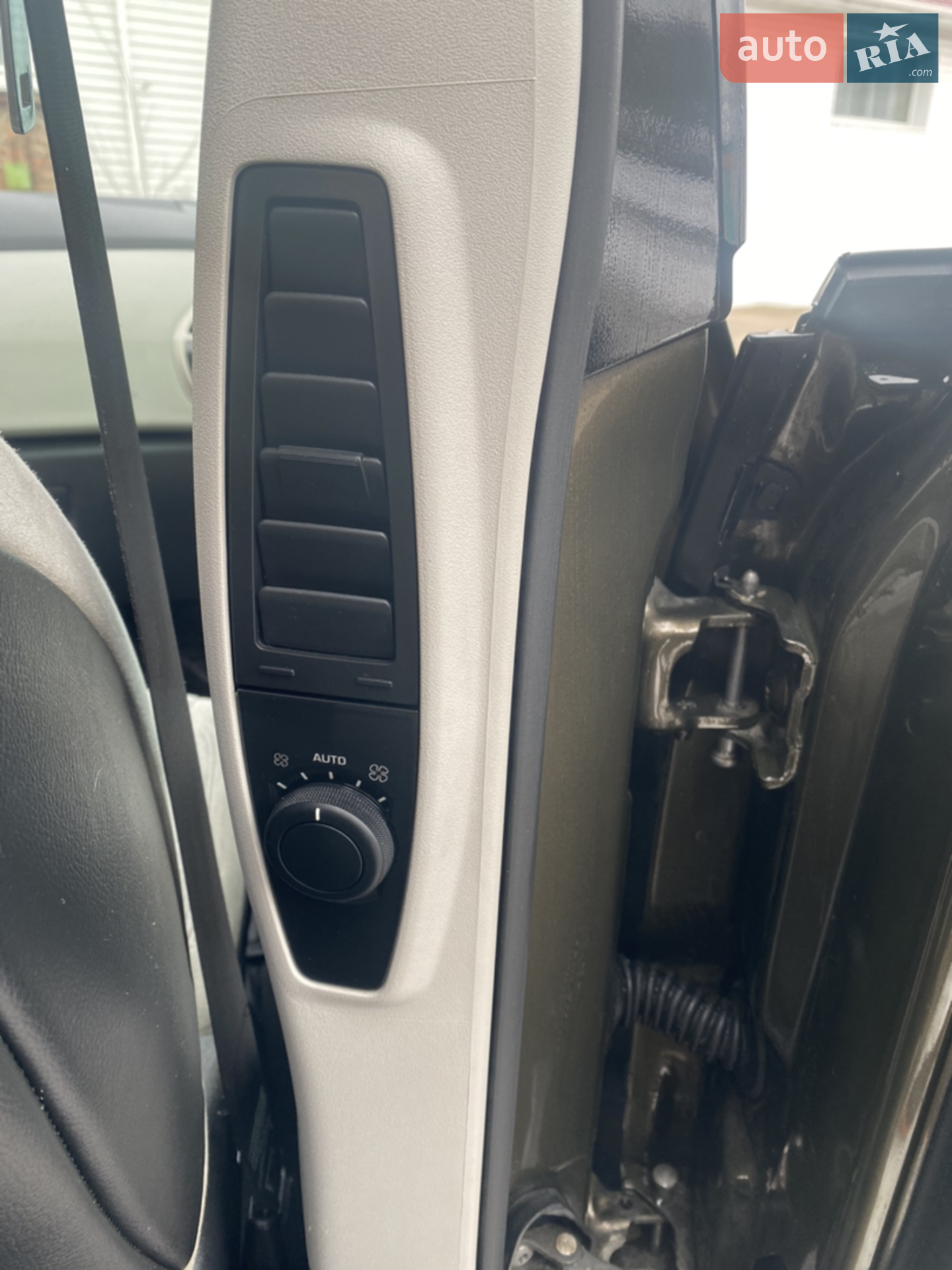 2011 Citroen C4 Picasso - мініатюра 15