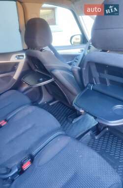 Хэтчбек Citroen C4 Picasso 2010 в 