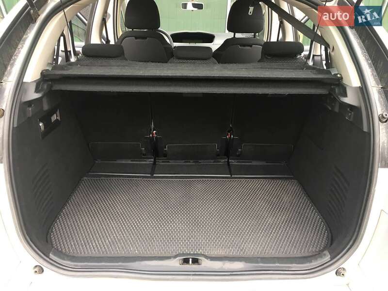 Микровэн Citroen C4 Picasso 2013 в Остроге