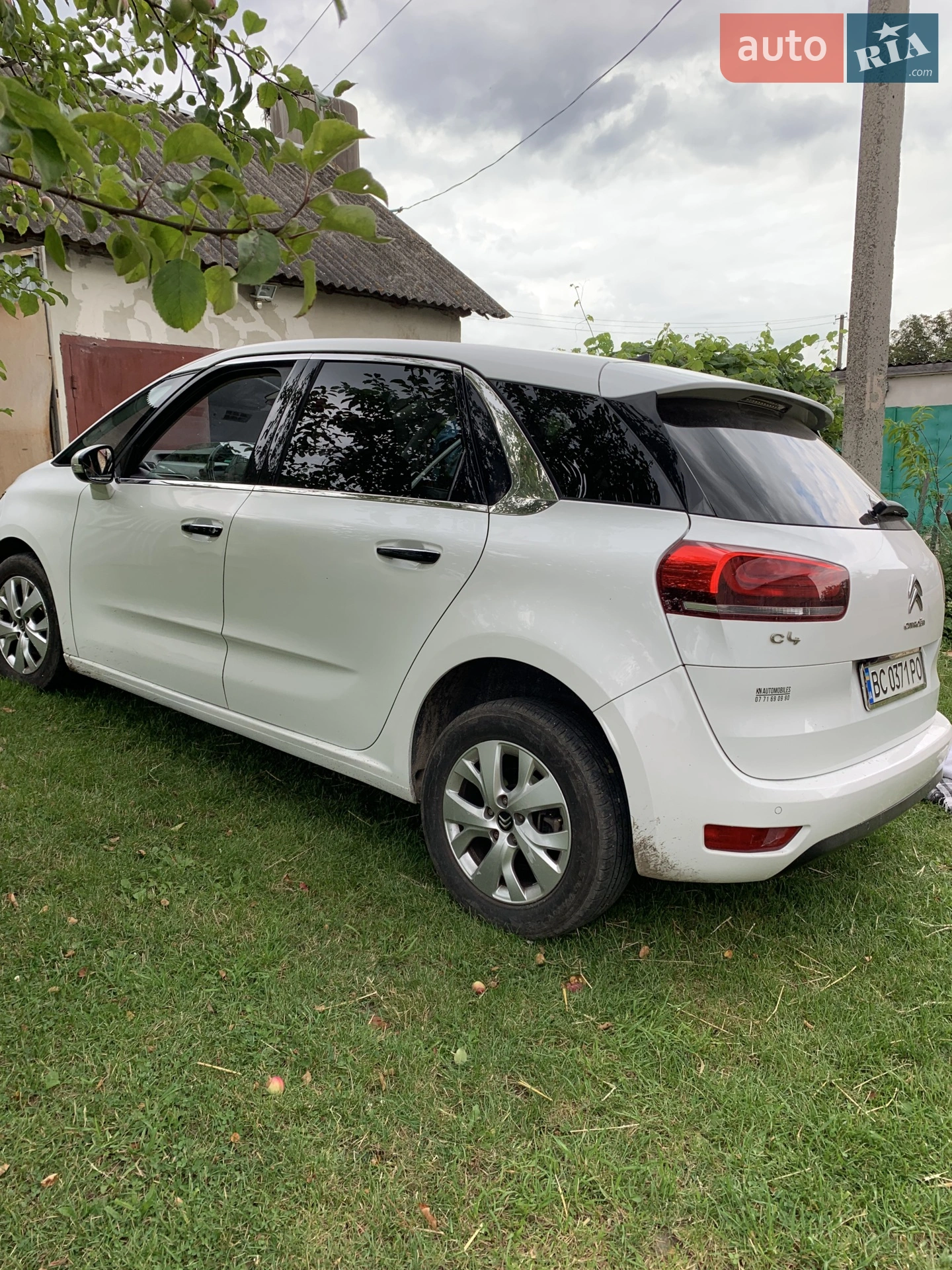 Citroen C4 Picasso 2017 VIN VF73DBHZTHJ819764 фото оголошення 9 з 15