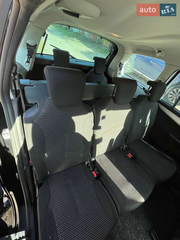 Микровэн Citroen C4 Picasso 2010 в Черновцах