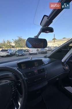 Микровэн Citroen C4 Picasso 2010 в 