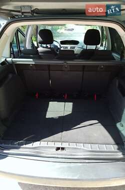 Минивэн Citroen C4 Picasso 2013 в 
