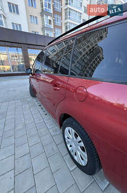 Микровэн Citroen C4 Picasso 2010 в 