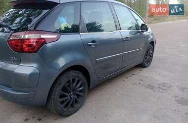 Микровэн Citroen C4 Picasso 2010 в 