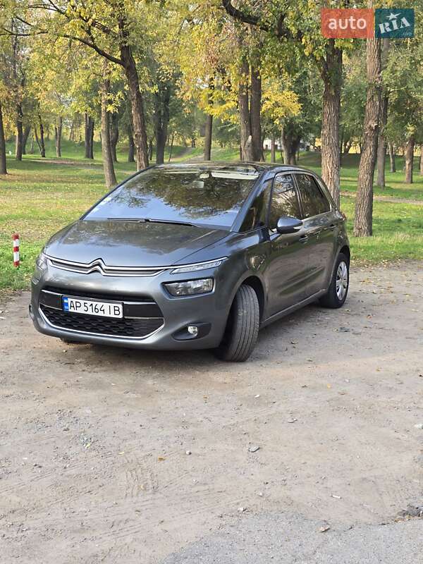Микровэн Citroen C4 Picasso 2015 в 