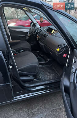 Микровэн Citroen C4 Picasso 2011 в 